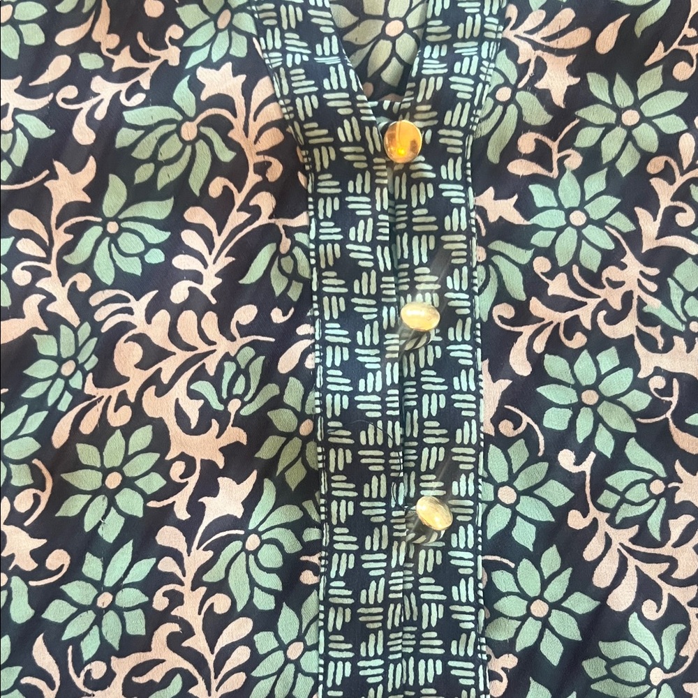 Banana Republic Navy and Mint Patterned Blouse - Picture 4 of 7